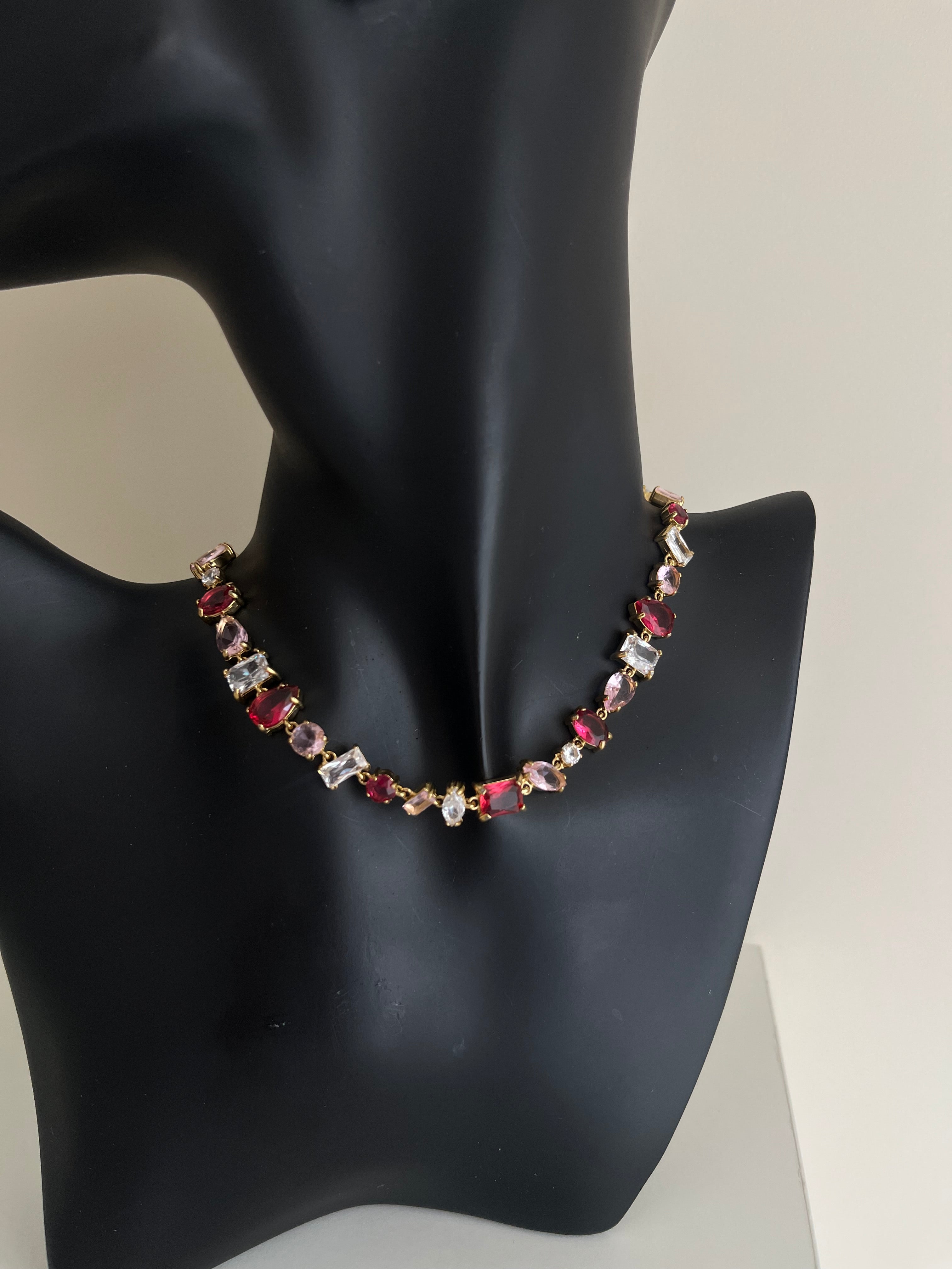 Collier Victoria
