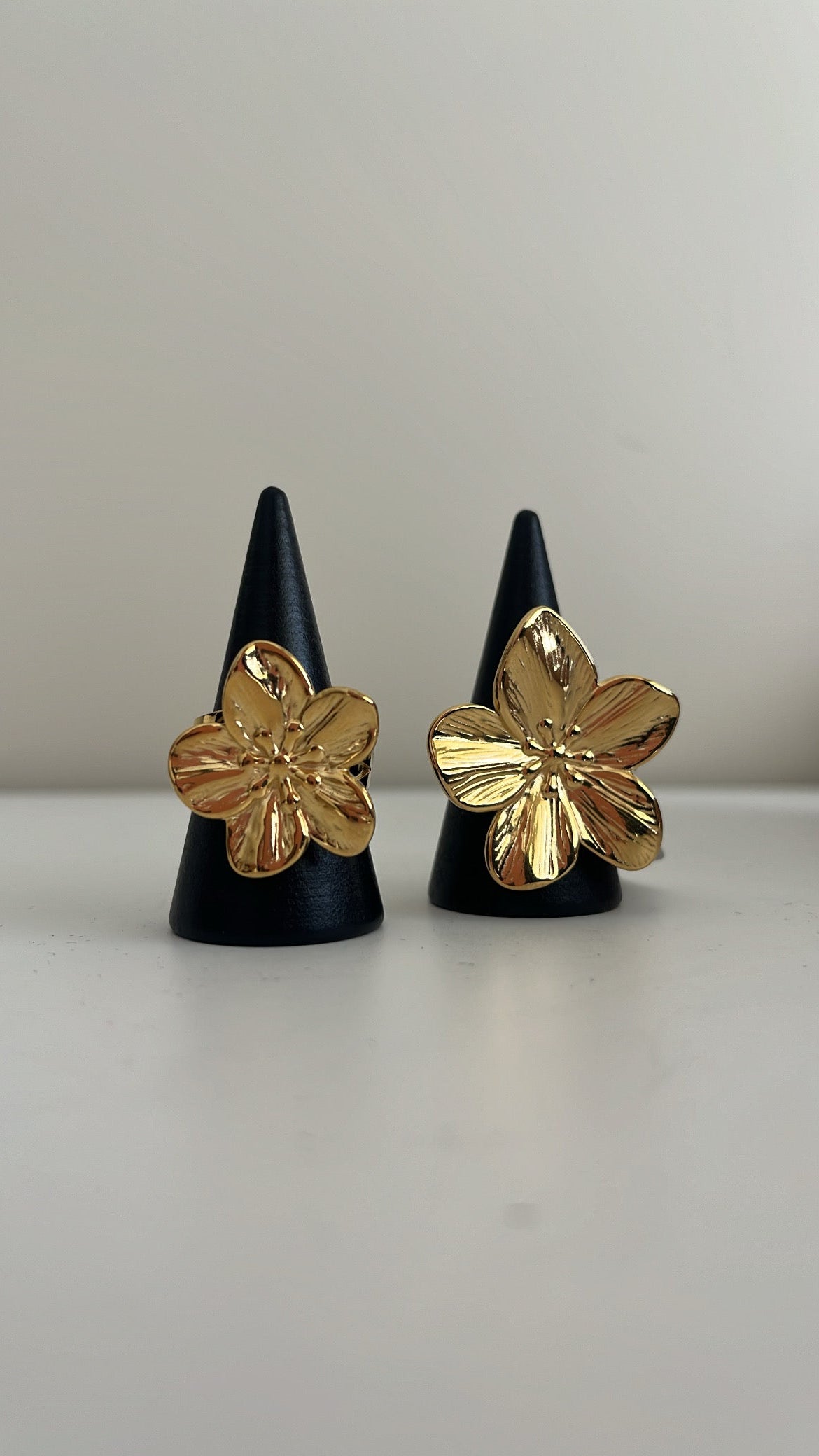 Bague Camelia